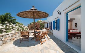 Sunrock Suites